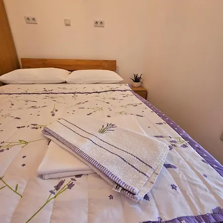 Apartment Butigan-tiha Luka