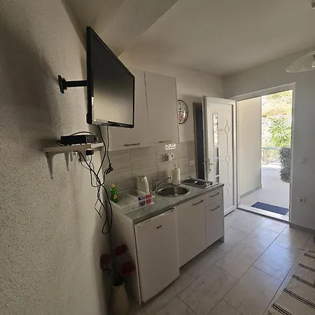 Butigan-tiha Luka Apartman
