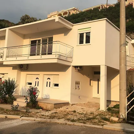 Apartment Butigan-tiha Luka *