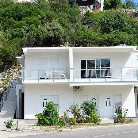Apartament Butigan-tiha Luka *