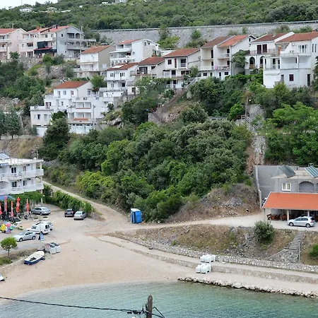 Apartament Butigan-tiha Luka *