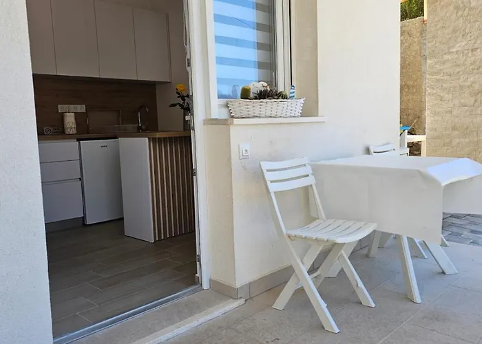 Apartment Butigan-tiha Luka *