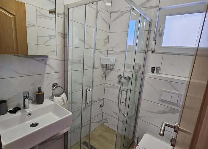 Butigan-tiha Luka Neum