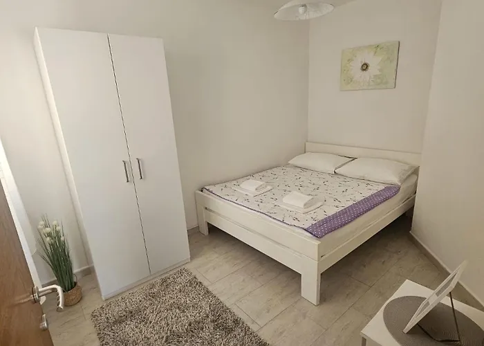 Butigan-tiha Luka Neum